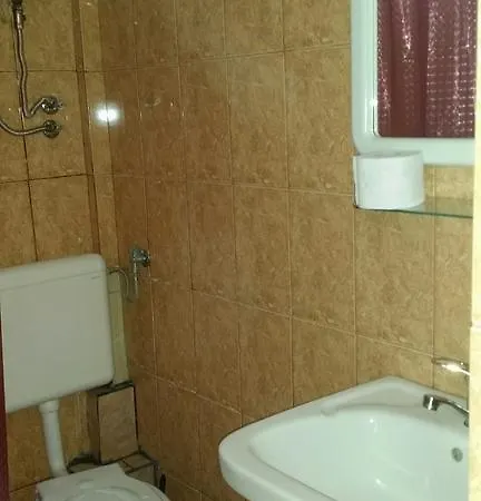 Konukevi Casa Madera